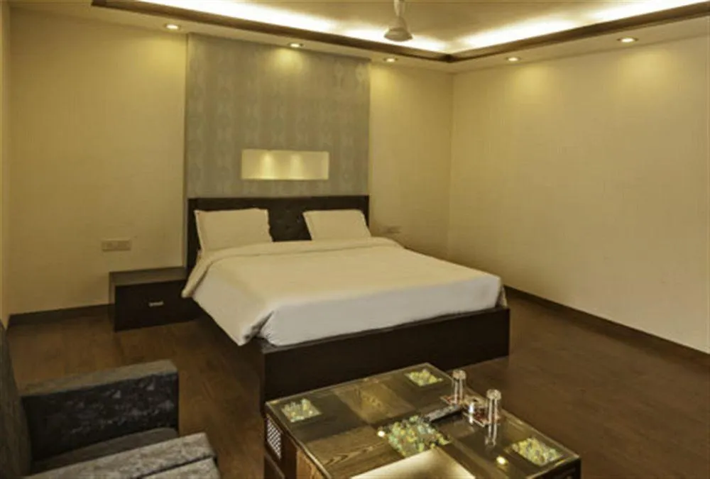 Hotel Delhi 37 New Delhi