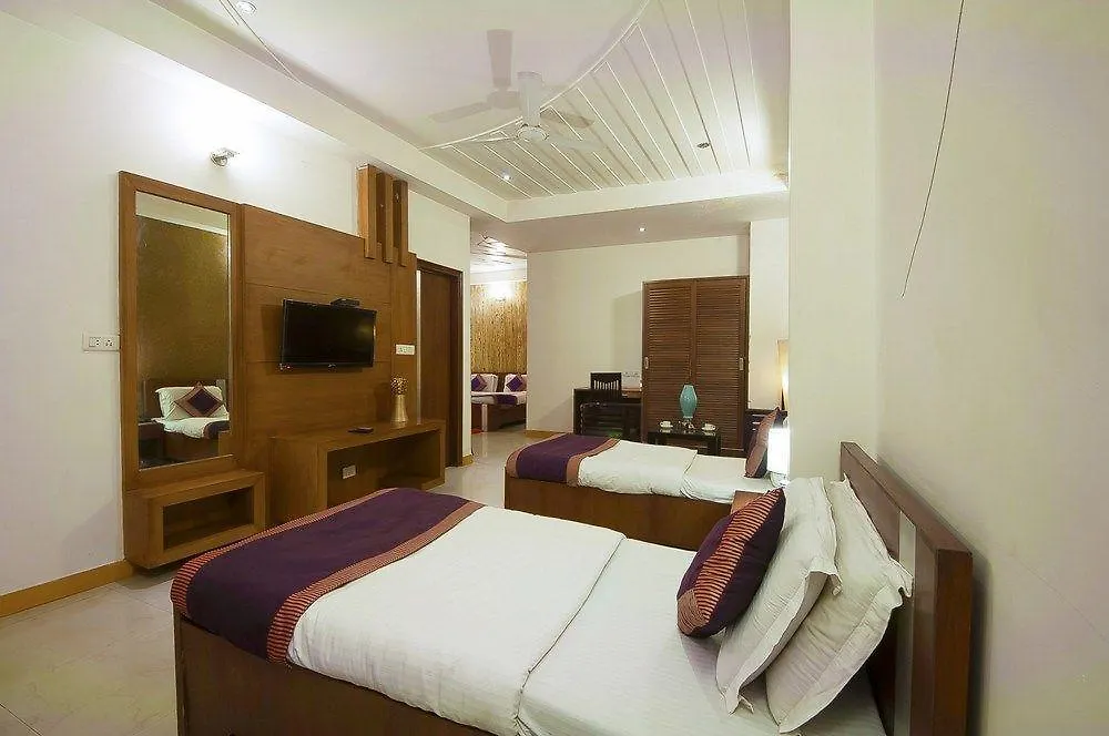 Hotel Delhi 37 New Delhi