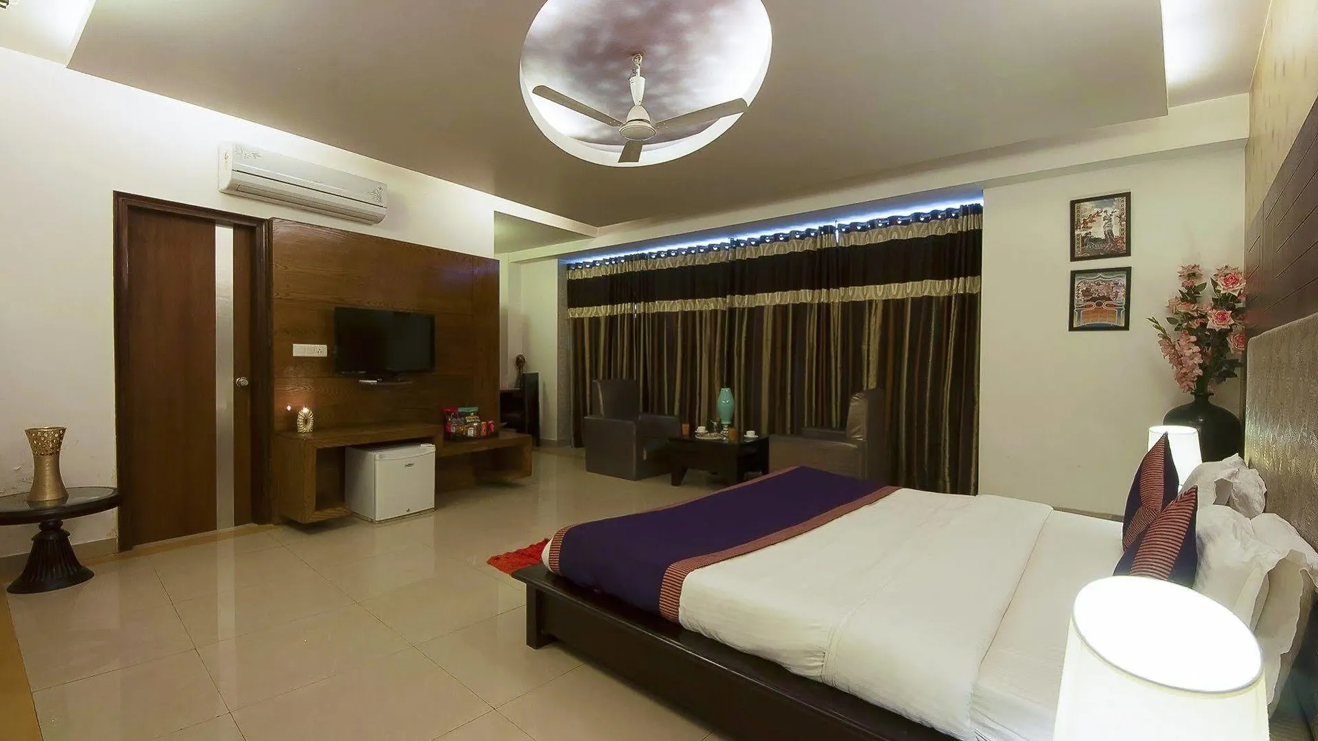 Hotel Delhi 37 New Delhi